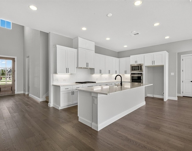 804 Republic Row - Photo Thumbnail 6