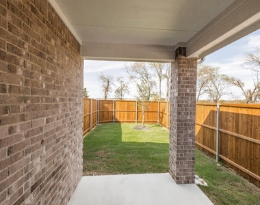 2529 Fairweather Drive - Photo Thumbnail 21