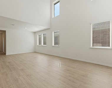 2529 Fairweather Drive - Photo Thumbnail 1