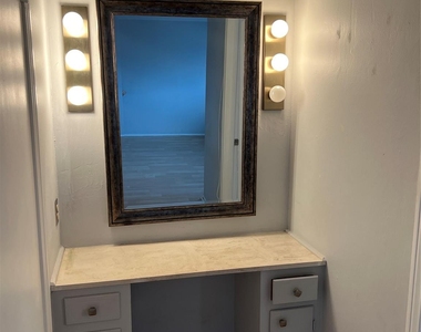 4715 Skillman Street - Photo Thumbnail 19