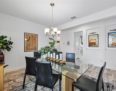 1477 Shooting Star Drive - Photo Thumbnail 5