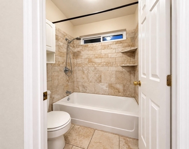 628 Raintree Circle - Photo Thumbnail 20