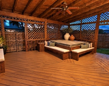 628 Raintree Circle - Photo Thumbnail 28