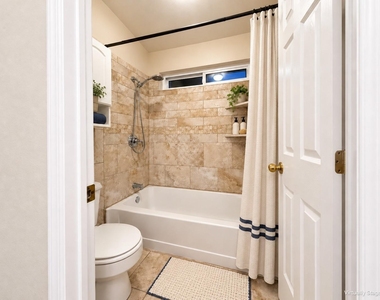 628 Raintree Circle - Photo Thumbnail 19