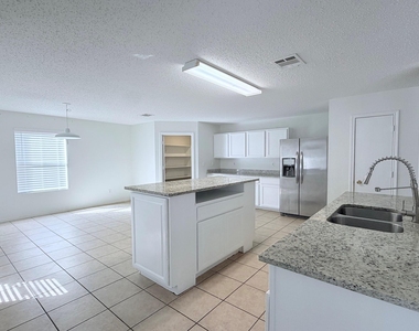 7909 Mosstree Drive - Photo Thumbnail 11