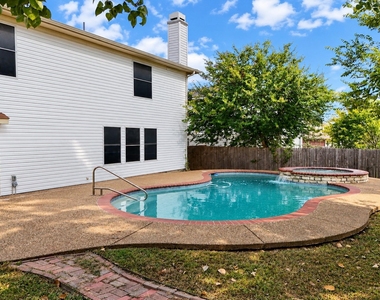 7909 Mosstree Drive - Photo Thumbnail 3