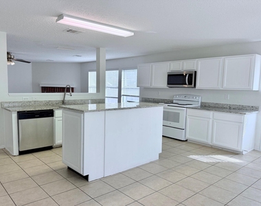 7909 Mosstree Drive - Photo Thumbnail 13