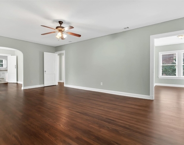 5705 Ross Avenue - Photo Thumbnail 8