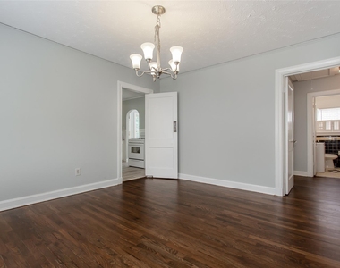 5705 Ross Avenue - Photo Thumbnail 9