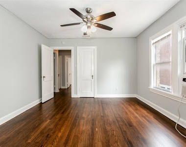 5705 Ross Avenue - Photo Thumbnail 21