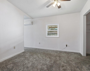 1729 Elliot Drive - Photo Thumbnail 27