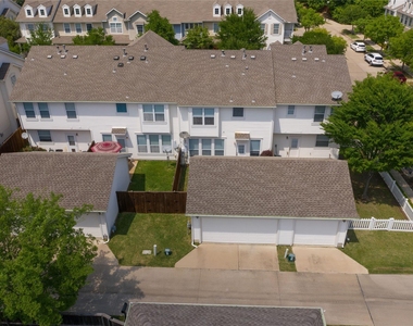 8068 Caladium Drive - Photo Thumbnail 19