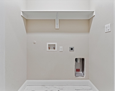 5977 Page Street - Photo Thumbnail 19
