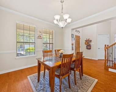9300 Jerico Drive - Photo Thumbnail 4