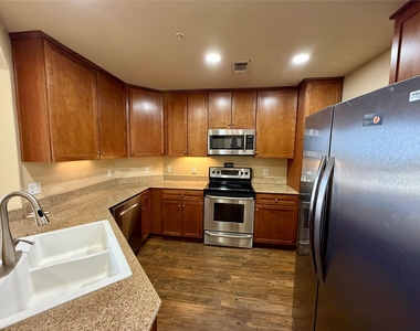 330 Las Colinas Boulevard E - Photo Thumbnail 6