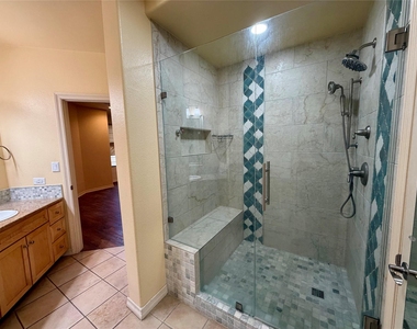 330 Las Colinas Boulevard E - Photo Thumbnail 15