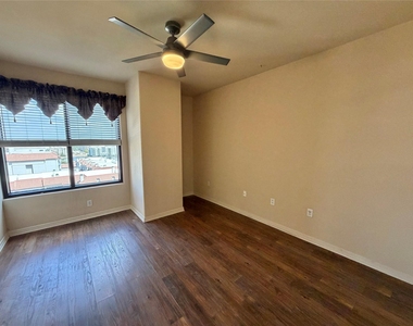 330 Las Colinas Boulevard E - Photo Thumbnail 19