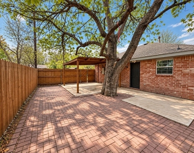 1102 Hamilton Street - Photo Thumbnail 16