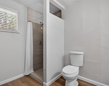 410 Allenwood Drive - Photo Thumbnail 20