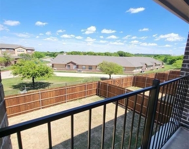 593 Hutchinson Lane - Photo Thumbnail 29