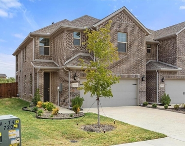 593 Hutchinson Lane - Photo Thumbnail 1