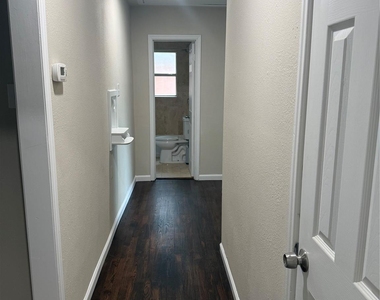 7254 Edgerton Drive - Photo Thumbnail 11