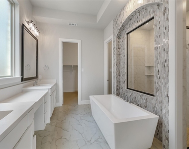 4191 Walnut Grove Lane - Photo Thumbnail 14