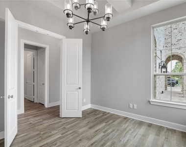 4191 Walnut Grove Lane - Photo Thumbnail 10