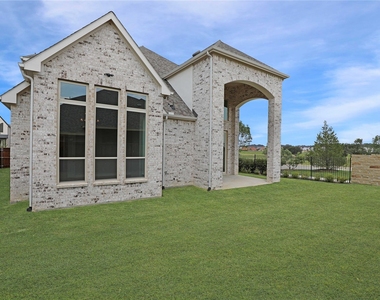 4191 Walnut Grove Lane - Photo Thumbnail 23