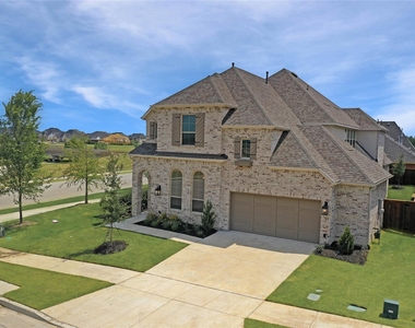 4191 Walnut Grove Lane - Photo Thumbnail 2