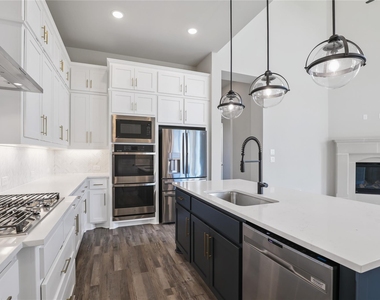 4191 Walnut Grove Lane - Photo Thumbnail 8