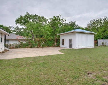 6811 Walnut Hill Lane - Photo Thumbnail 23