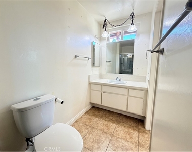 3007 Norsewood Drive - Photo Thumbnail 15