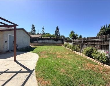3007 Norsewood Drive - Photo Thumbnail 23