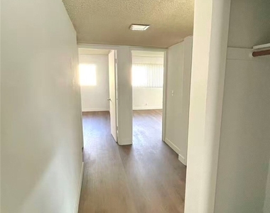 922 W Duarte Rd - Photo Thumbnail 5