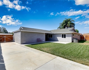 8017 Cambridge Avenue - Photo Thumbnail 24
