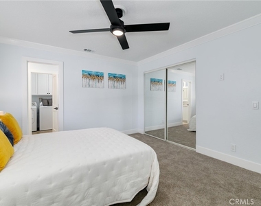 8017 Cambridge Avenue - Photo Thumbnail 18