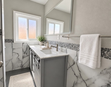1652 La Golondrina Avenue - Photo Thumbnail 8