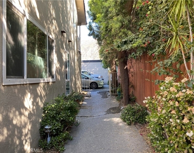 157 Esperanza Avenue - Photo Thumbnail 11