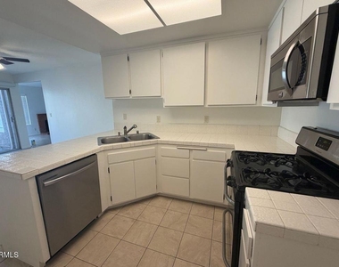 1205 Snipe Avenue - Photo Thumbnail 3