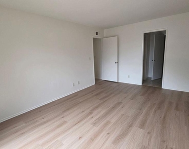1205 Snipe Avenue - Photo Thumbnail 10