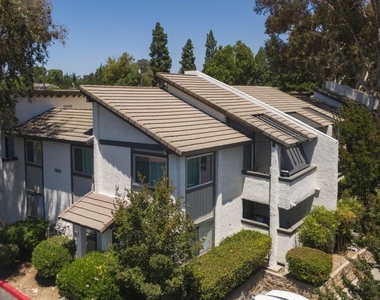 1340 E Hillcrest Drive - Photo Thumbnail 22