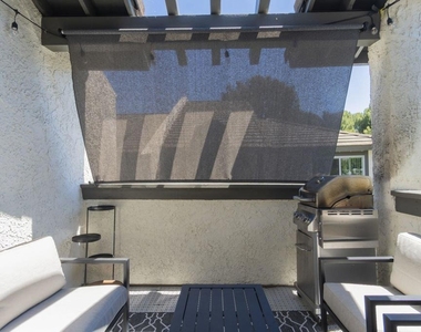 1340 E Hillcrest Drive - Photo Thumbnail 19