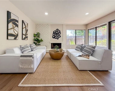 1034 E Romney Drive - Photo Thumbnail 1