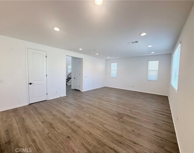 30430 Freeman - Photo Thumbnail 20
