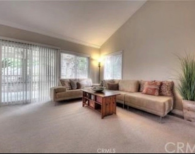 2543 Farview - Photo Thumbnail 3