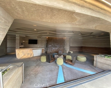 1055 Cadence - Photo Thumbnail 46