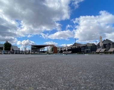 1055 Cadence - Photo Thumbnail 34