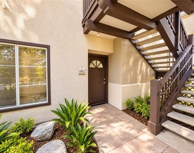 2960 Champion Way - Photo Thumbnail 13