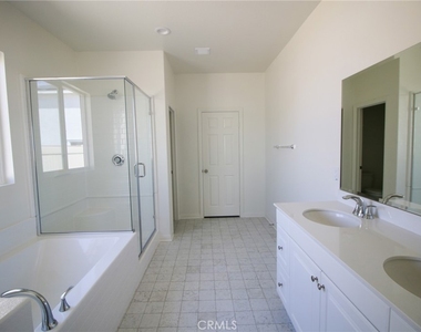 28292 Digger Lane - Photo Thumbnail 11